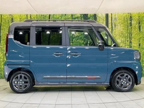 Suzuki Spacia Gear
