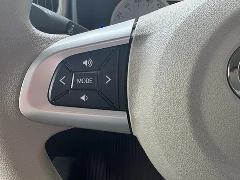 Daihatsu Mira Tocot