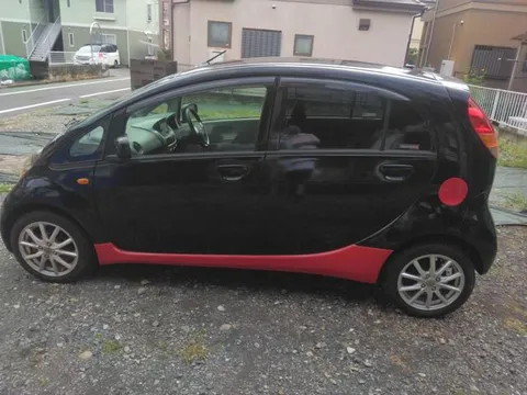 Mitsubishi I