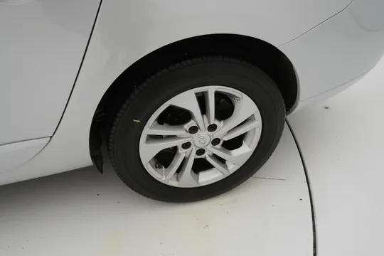 Renault SM3