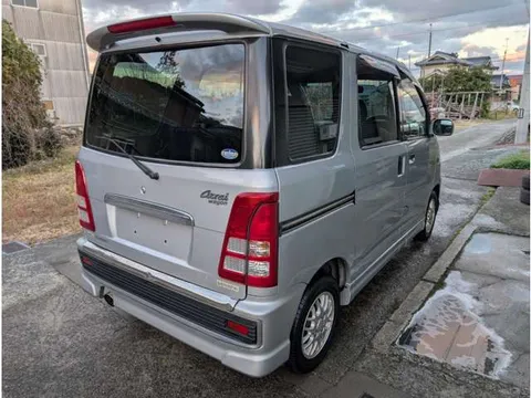 Daihatsu Atrai Wagon