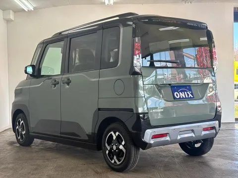 Mitsubishi Delica Mini