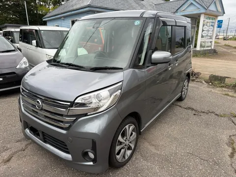 Nissan Dayz Roox