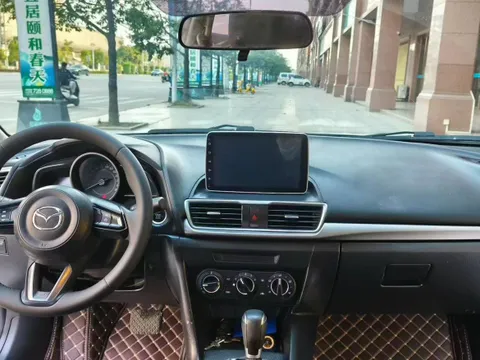 Mazda Mazda 3