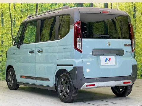 Suzuki Spacia Gear