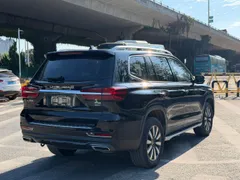 Roewe RX8