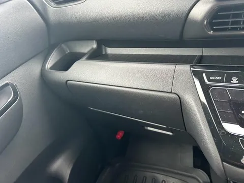 Mitsubishi eK X Space