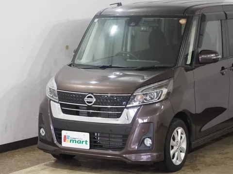Nissan Dayz Roox
