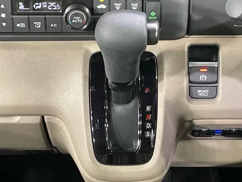 Honda N-BOX Joy