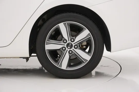 Kia Cerato (K3)