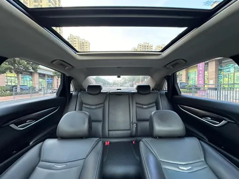 Cadillac XTS