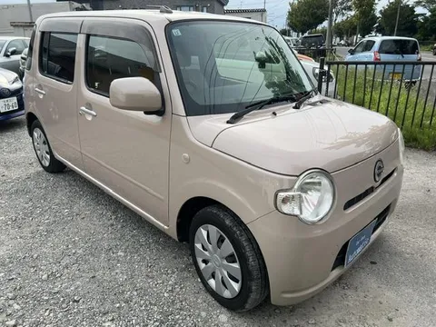 Daihatsu Mira Cocoa
