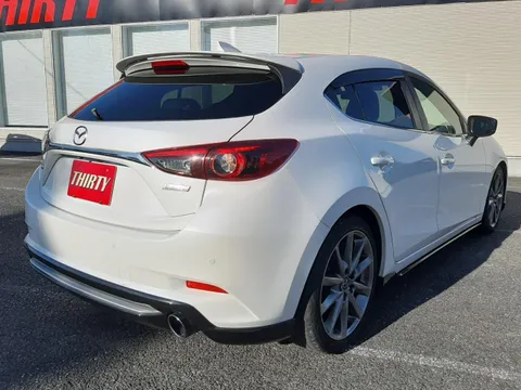 Mazda Axela Sport