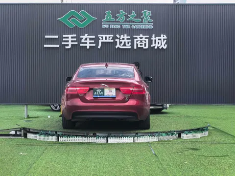 Jaguar XE