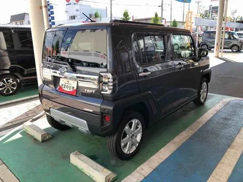 Daihatsu Taft