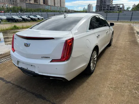 Cadillac XTS
