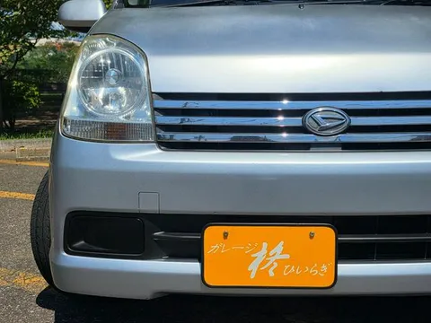 Daihatsu Mira AVY