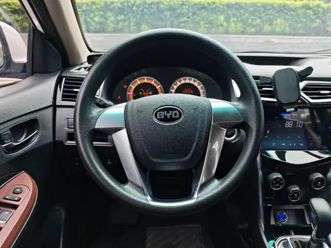 BYD F3