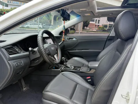 Hyundai Mistra