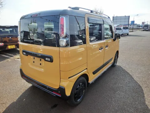 Suzuki Spacia Gear