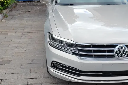 Volkswagen Phideon