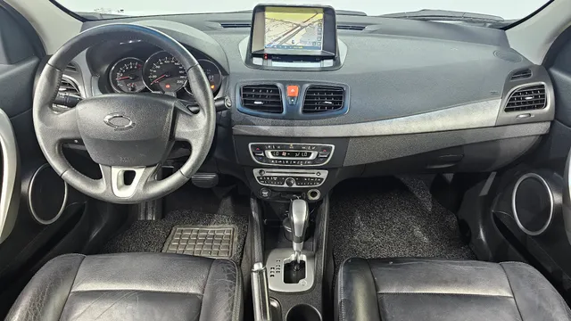 Renault SM3