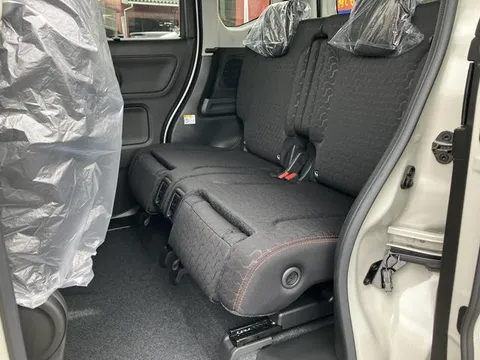 Suzuki Spacia Gear