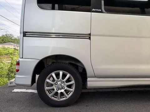 Daihatsu Atrai Wagon