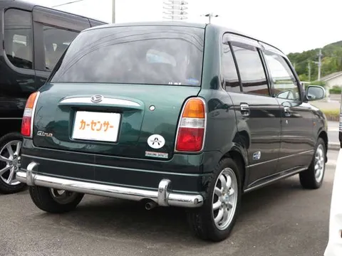 Daihatsu Mira Gino