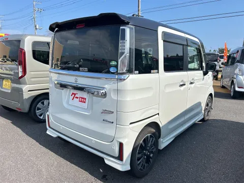 Suzuki Spacia Custom