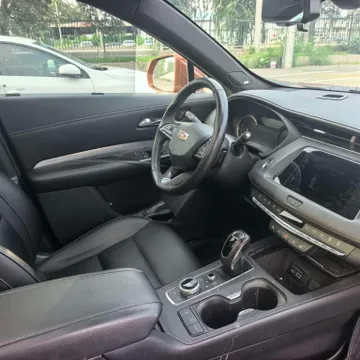Cadillac XT4