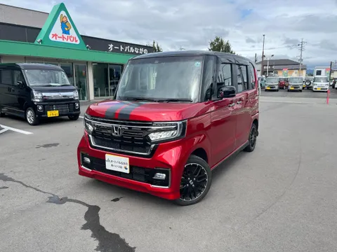 Honda N-BOX Custom