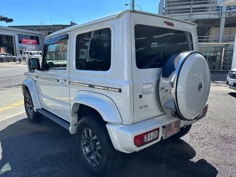 Suzuki Jimny Sierra
