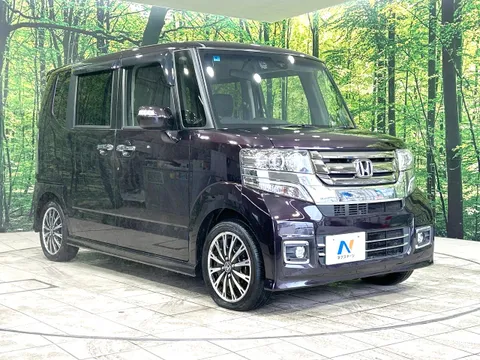 Honda N-BOX Custom