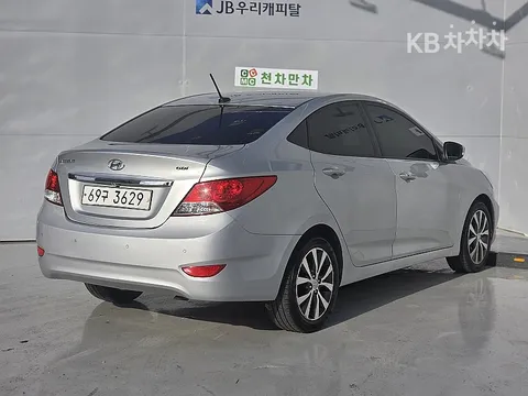 Hyundai Accent