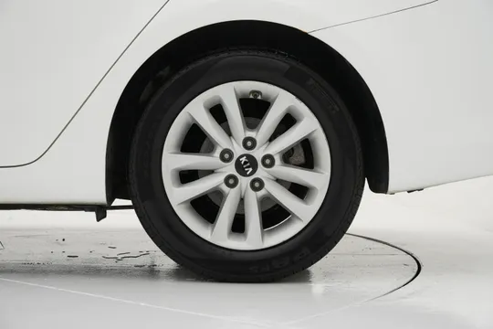 Kia Cerato (K3)