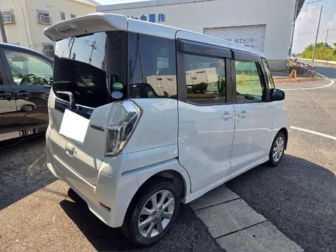 Mitsubishi eK Space Custom