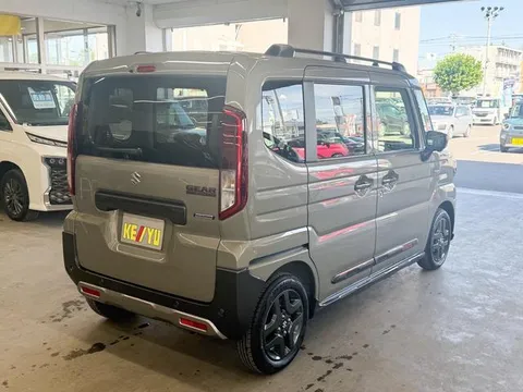 Suzuki Spacia Gear