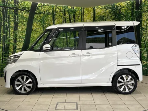 Mitsubishi eK Space Custom