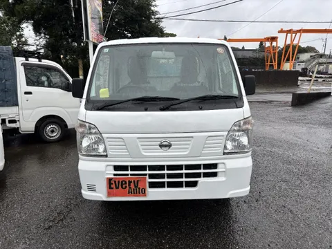Nissan Clipper Truck
