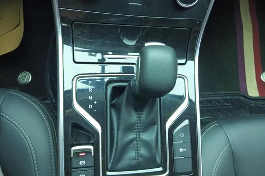 Chery Arrizo 5