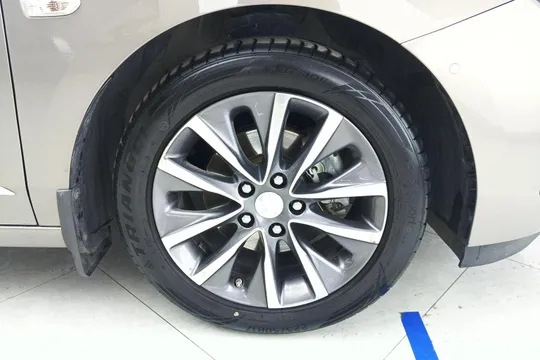 Buick GL6