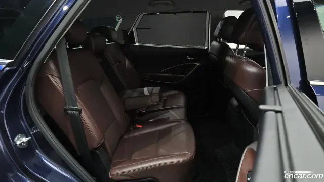 Hyundai Grand Santa Fe (Maxcruz)