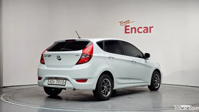 Hyundai Accent