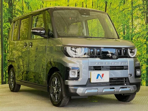 Mitsubishi Delica Mini
