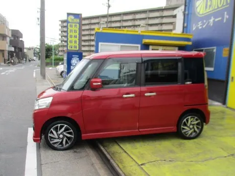 Suzuki Spacia Custom