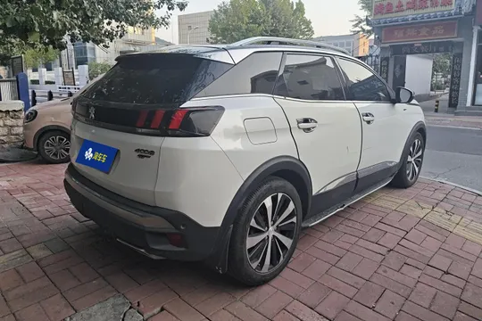 Peugeot 4008