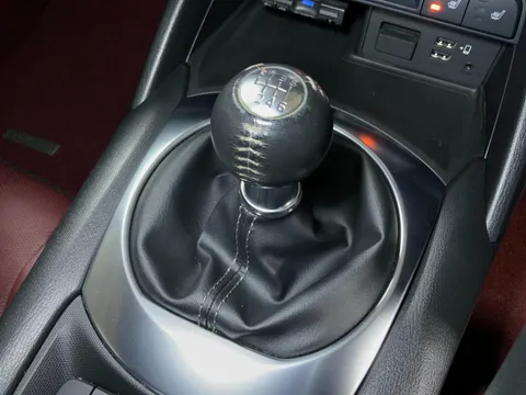 Mazda MX-5 (Roadster)
