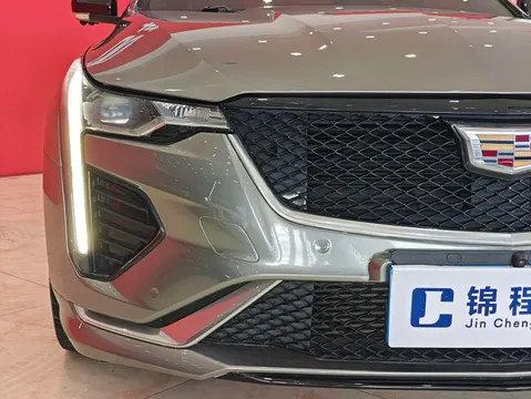 Cadillac CT4
