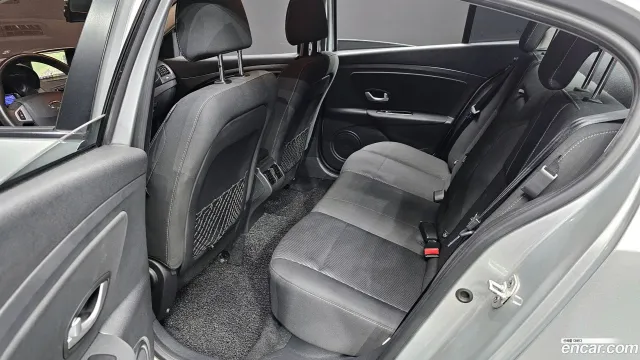 Renault SM3